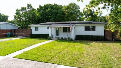 9841 Dominican Dr in Cutler Bay, FL - Building Photo - Building Photo