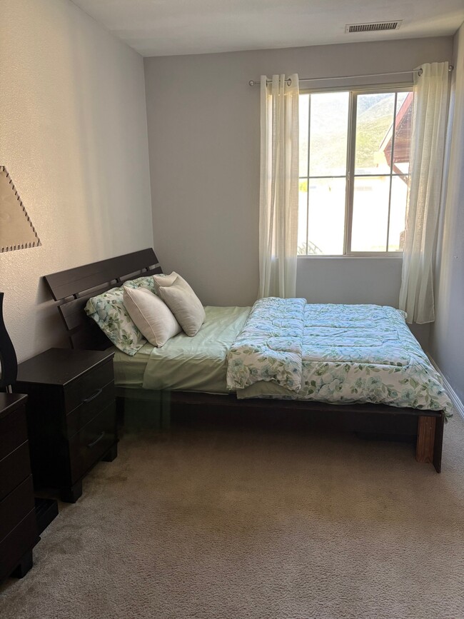 property at 15402 Thistle St