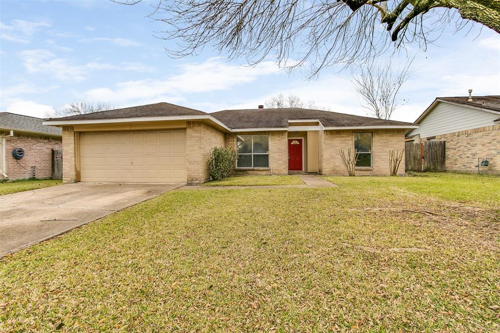 14118 Bay Gardens Dr in Sugar Land, TX - Building Photo