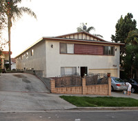 954 White Knoll Dr in Los Angeles, CA - Building Photo - Building Photo