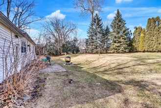 1217 W 19th St in Cedar Falls, IA - Building Photo - Building Photo