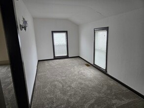 135 W Michigan Ave in Saline, MI - Building Photo - Building Photo