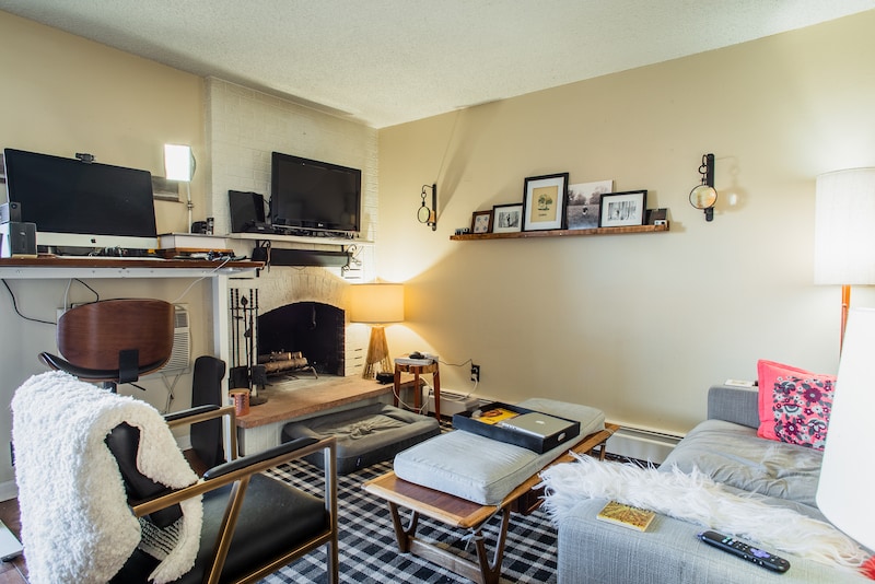 1233 N Ogden St, Unit 401 in Denver, CO - Building Photo