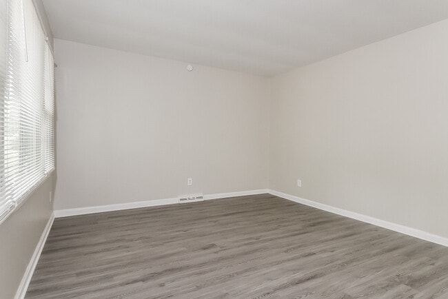 2425 New Orleans St in Greensboro, NC - Building Photo - Building Photo