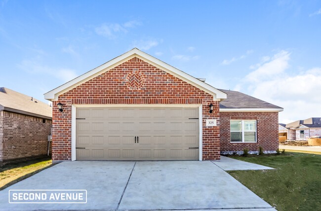 325 Condie Russell Ave