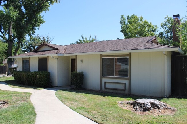 property at 6351 Chapel View Ln