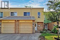 120 Woody Vine Way in Toronto, ON - Building Photo