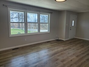 475 County Rd 525 N in Toledo, IL - Building Photo - Building Photo