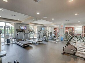 520 SE 5th Ave, Unit 1413 in Fort Lauderdale, FL - Building Photo - Building Photo