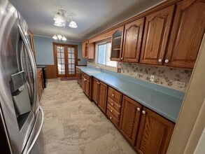 20604 Collins Rd in Marengo, IL - Building Photo - Building Photo