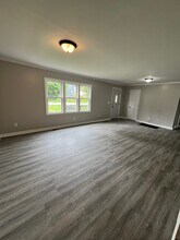 301 Dan St in Warrensburg, MO - Building Photo - Building Photo