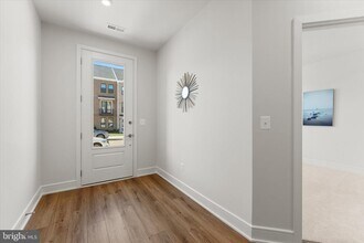 23080 Soaring Hts Ter in Brambleton, VA - Building Photo - Building Photo