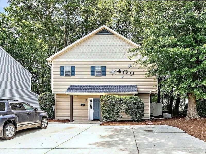 409 Cherry St in Fuquay Varina, NC - Building Photo