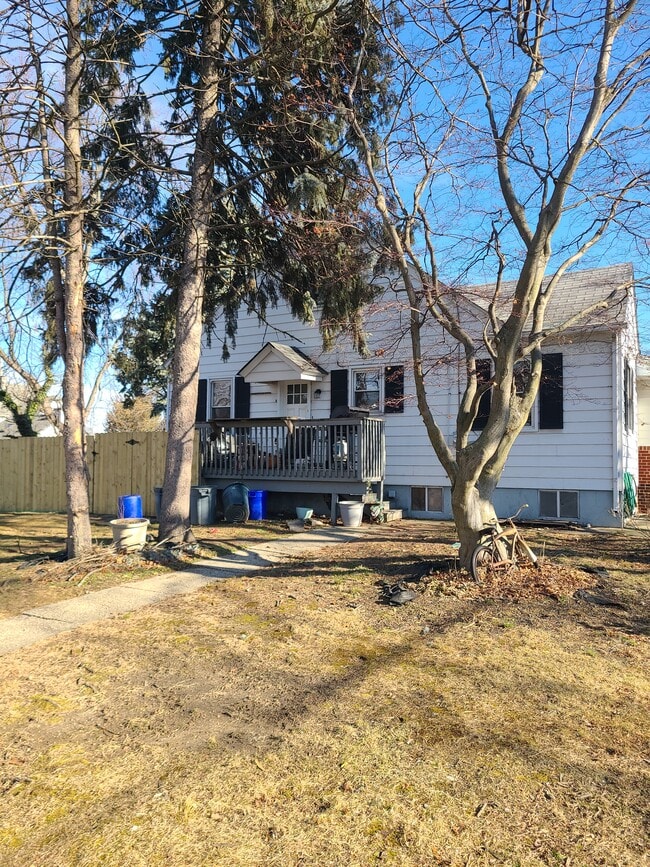 35 5th Ave in Mt Ephraim, NJ - Building Photo - Building Photo