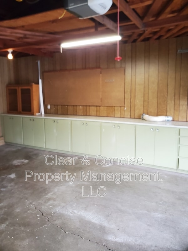 265 Blackfoot Ave in Eugene, OR - Building Photo - Building Photo