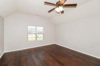 9455 Darren Cir S in Cordova, TN - Building Photo - Building Photo