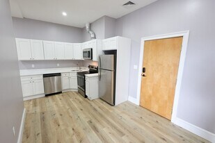 66 Main St, Unit 3A in Taunton, MA - Building Photo