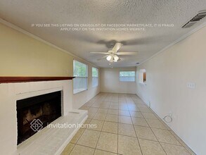 1170 Brook Dr W in Dunedin, FL - Foto de edificio - Building Photo
