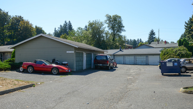 1309 NE 183rd Ave in Portland, OR - Building Photo - Building Photo