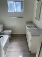 2232 E Lenita Ln in Santa Ana, CA - Building Photo - Building Photo