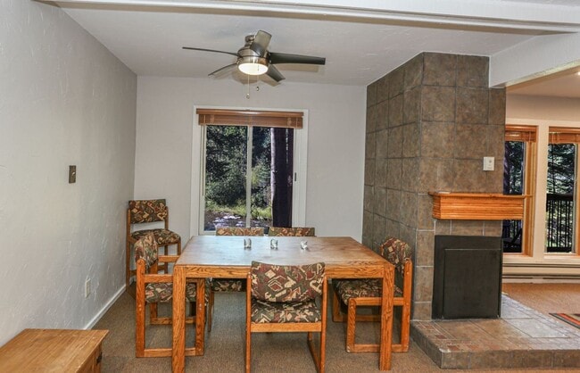 property at 815 Columbine Rd