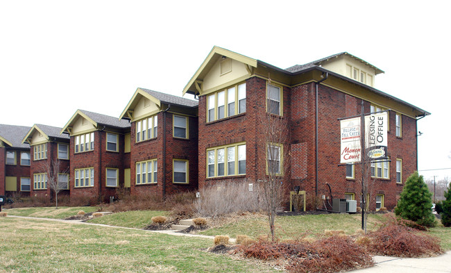 VILLAGE AT FALL CREEK in Indianapolis, IN - Building Photo - Building Photo