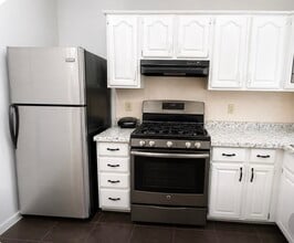 146 W 27th St in Bayonne, NJ - Building Photo - Building Photo