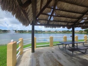 2460 SE 16th Terrace in Homestead, FL - Building Photo - Building Photo