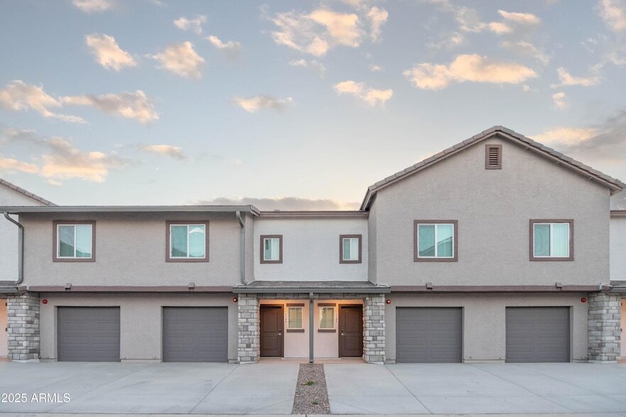 12570 N Cotton Ln, Unit 0920 in Surprise, AZ - Building Photo
