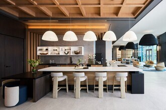 Skymark in Reston, VA - Foto de edificio - Building Photo