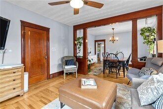 649 Pleasant Valley Pkwy in Providence, RI - Building Photo - Building Photo