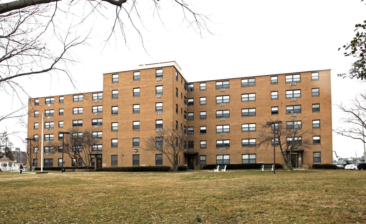 Chester Arthur Apartments in Long Branch, NJ - Building Photo