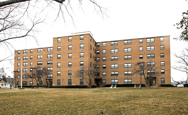 Chester Arthur Apartments