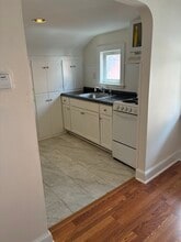 2109 Walnut St, Unit 2nd Floor A in Harrisburg, PA - Building Photo - Building Photo