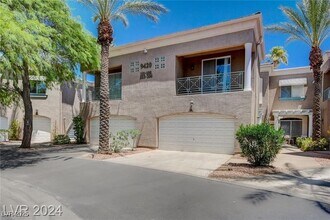 9420 San Laguna in Las Vegas, NV - Building Photo - Building Photo