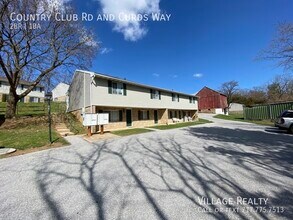 671 Country Club Rd-Unit -F in Red Lion, PA - Building Photo - Building Photo