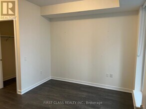 28 Freeland St in Toronto, ON - Building Photo - Building Photo