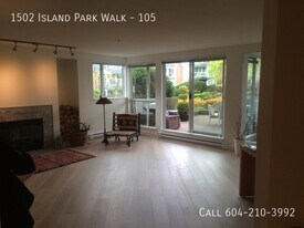 1502 Island Park Walk in Vancouver, BC - Building Photo