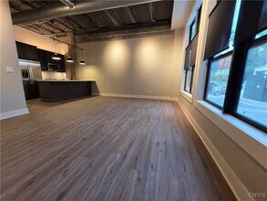 100 Buckley Rd in Liverpool, NY - Building Photo - Building Photo
