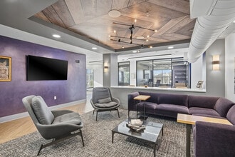 Altitude Baton Rouge in Baton Rouge, LA - Foto de edificio - Building Photo