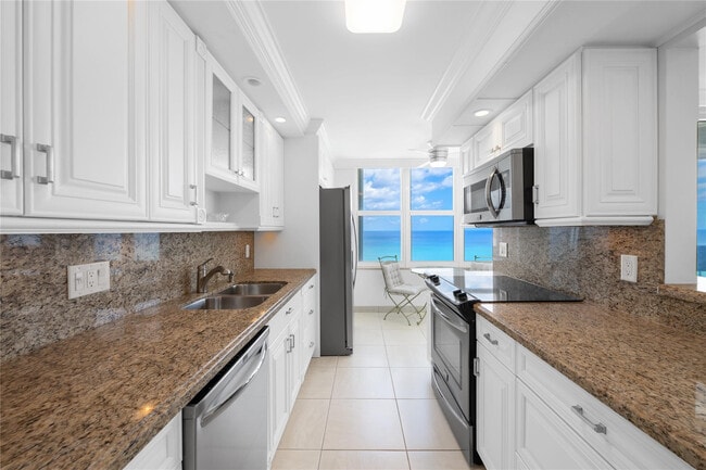 4280 Galt Ocean Dr in Fort Lauderdale, FL - Building Photo - Building Photo