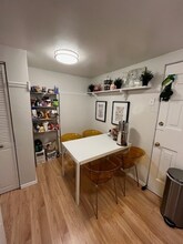 6401 Fifth Ave, Unit 6 in Pittsburgh, PA - Foto de edificio - Building Photo