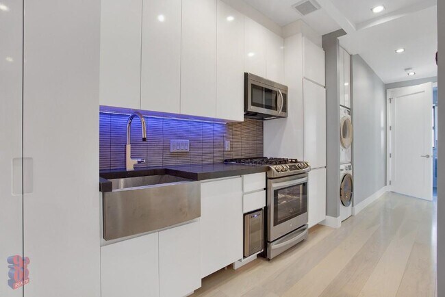 property at 111 E 119th St