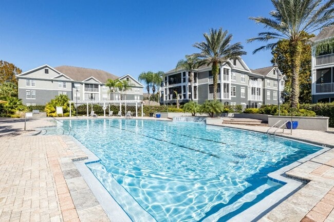 Crosswynde Apartments in Tampa, FL - Building Photo - Building Photo