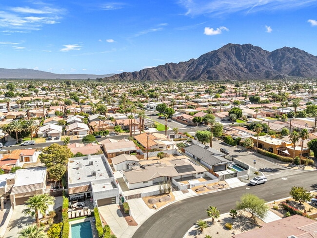 51480 Avenida Obregon in La Quinta, CA - Building Photo - Building Photo