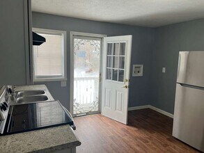 2205 Elmhurst Ave in Louisville, KY - Building Photo - Building Photo