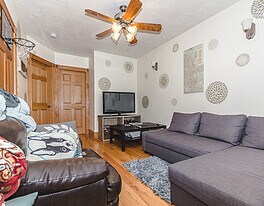 5 Phillips St in Boston, MA - Building Photo