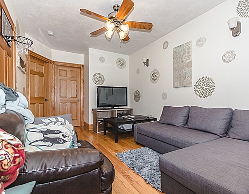 property at 5 Phillips St