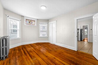 27 Brinsley St in Boston, MA - Building Photo - Building Photo