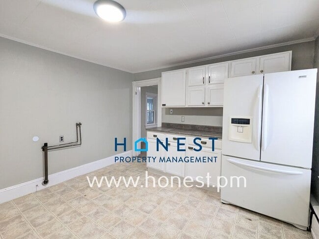 34 Gage St in Augusta, ME - Building Photo - Building Photo